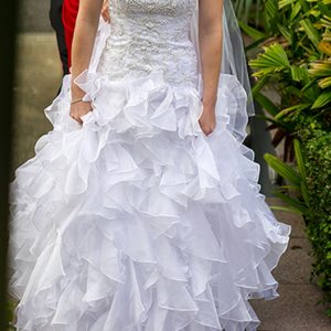 wedding dress feature image