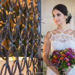Vstido e bouquet de frente