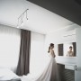 Ganzes Kleid, Schleppe offen