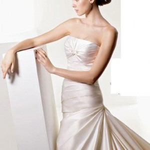 Pronovias Omega
