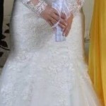 vestido de novia con ramo