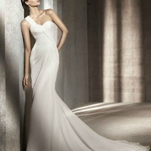 Robe-de-mariée-Pronovias-Collection-Fashion-2012-Modèle-Paris