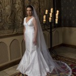 Dominique - White silk