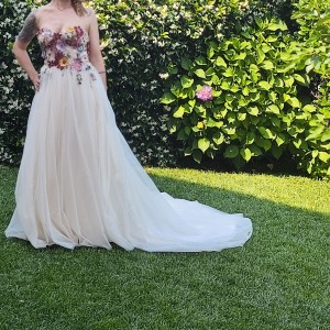 fronte abito sposa Nicole 2023 mIlano