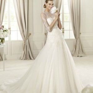 Abito-da-sposa-Pronovias-2013-con-maniche-velate-mod-Duquesa