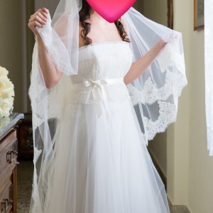 abito da sposa intero con cuore