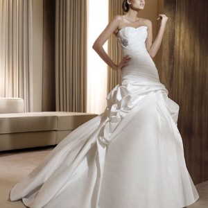 pronovias-femina pronovias-femina